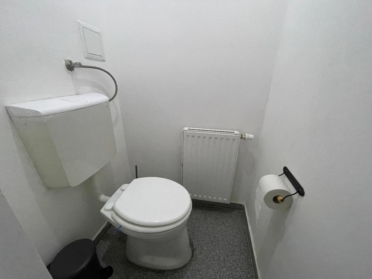 Central Sunny Flat With Free Parking Leilighet Wien Eksteriør bilde